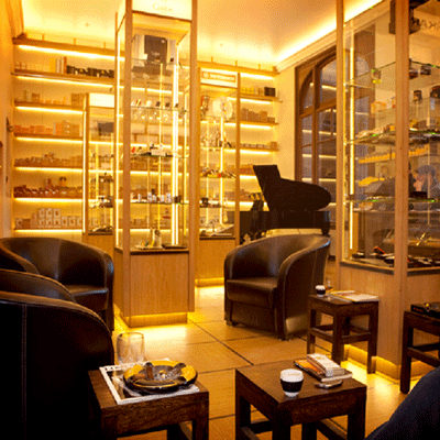 La Casa del Habano Amsterdam - Photo 1