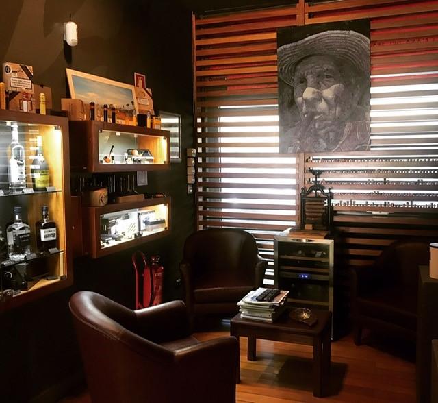 La Casa del Habano Lisbon - Photo 1