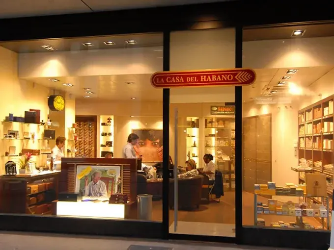 La Casa Del Habano Basel - Photo 1
