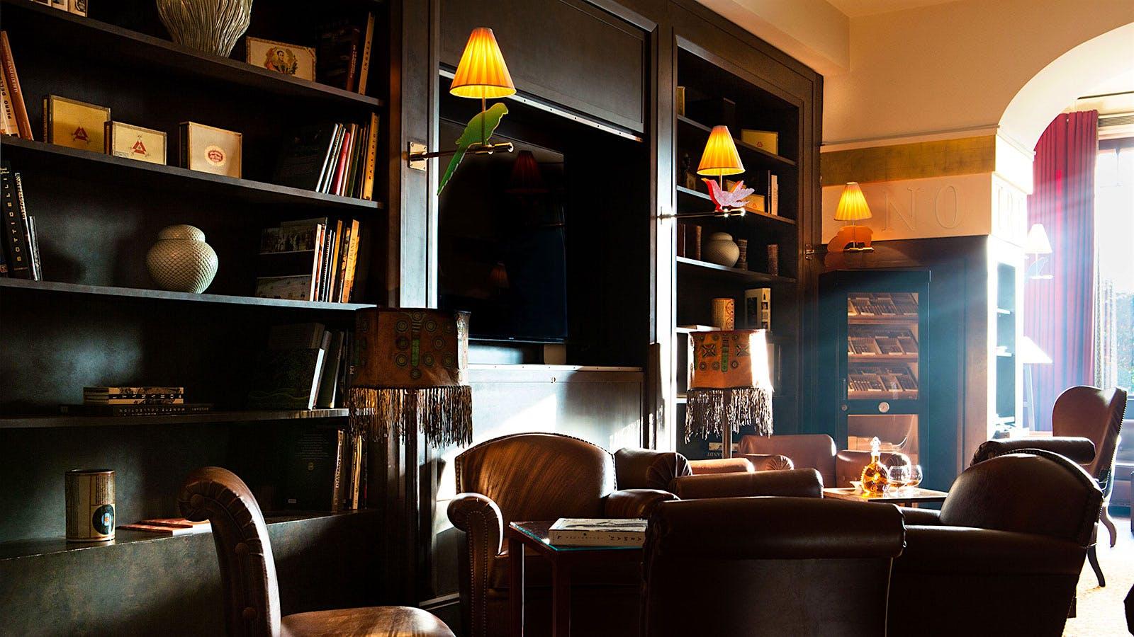 Cigar Lounge at La Reserve Geneva - Photo 1