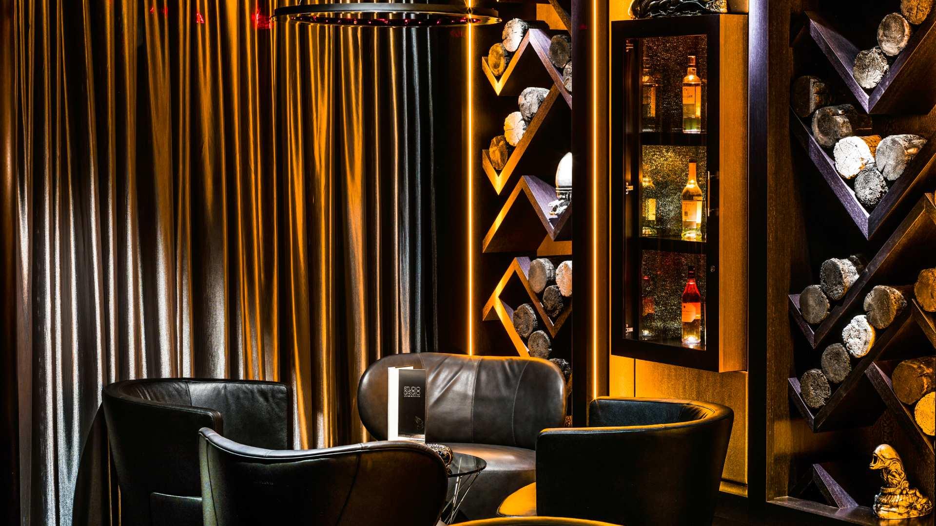 Le Fumoir at AlpenGold Hotel Davos - Photo 1