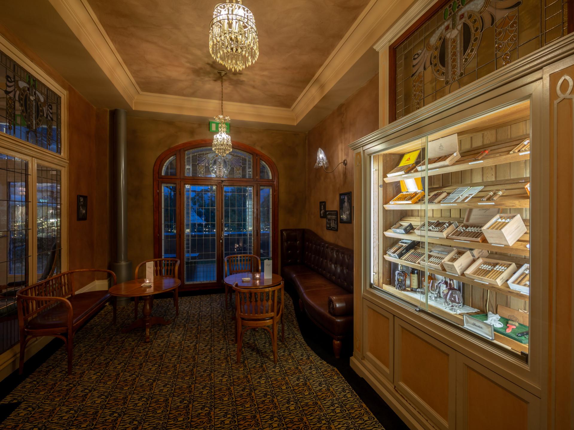 Lenkerhof Gourmet Spa Resort - Cigar Lounge - Photo 1