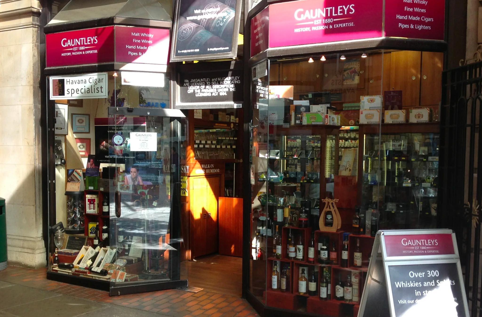 Gauntleys - Photo 1