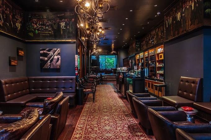 Casa de Montecristo Manhattan Cigar Lounge - Photo 1